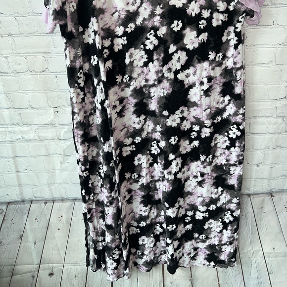 Secret Treasures Black, Purple & White floral long dress size XL - Picture 4 of 8